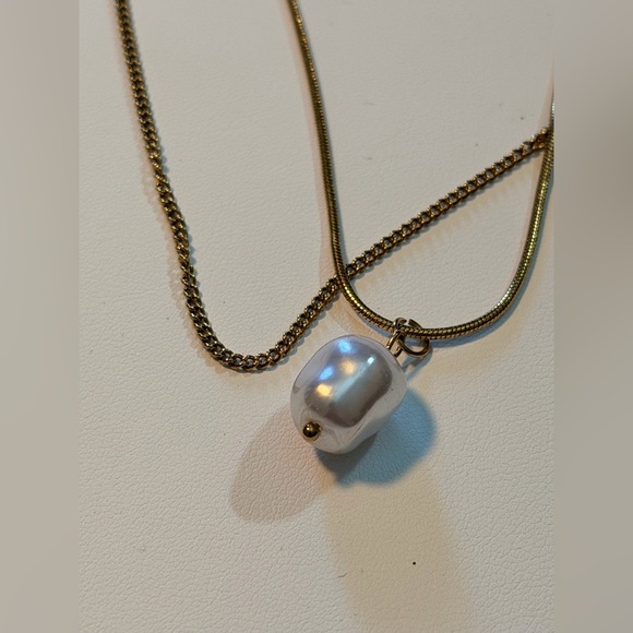 Layered Gold-Tone Necklace with Faux Pearl Pendant | NWOT - Picture 3 of 4